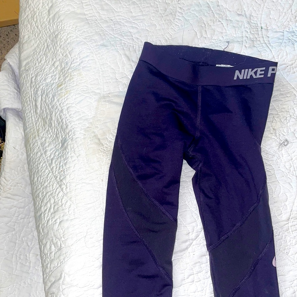 Nike Pro Purple leggings